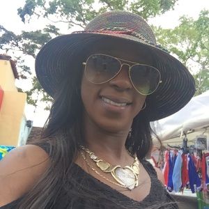 Meet your Posher, Kaneisha